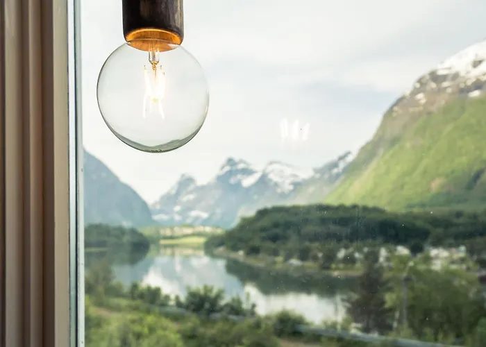 Vertical - Trollveggen Pansiyon